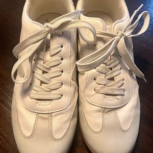 DV by Dolce Vita Cream Sneakers
